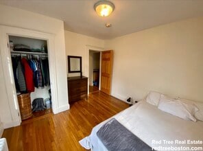 46 Brookley Rd, Unit 3 in Boston, MA - Building Photo - Building Photo