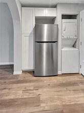 1321 Emily Rd in Dallas, TX - Building Photo - Building Photo