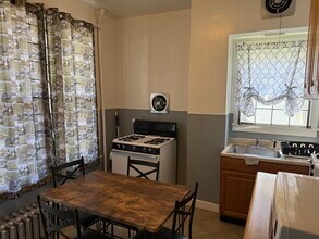 7351 S Green St, Unit 1# floor in Chicago, IL - Building Photo - Building Photo