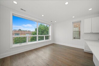 3415 N Bosworth Ave in Chicago, IL - Building Photo - Building Photo