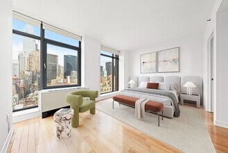 49 E 34th St in New York, NY - Building Photo - Building Photo