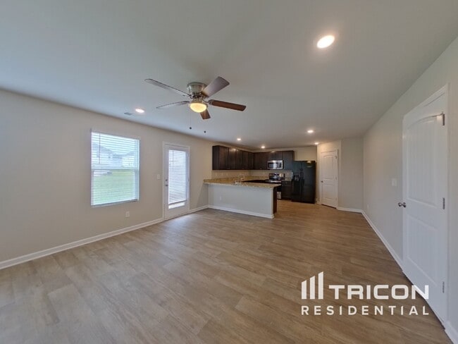 1071 Bluecoat Cir in Hampton, GA - Building Photo - Building Photo