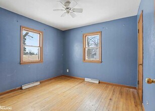 206 S Wilson St in Mount Pleasant, IA - Building Photo - Building Photo