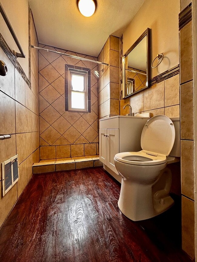 property at 237 E Xenia Dr