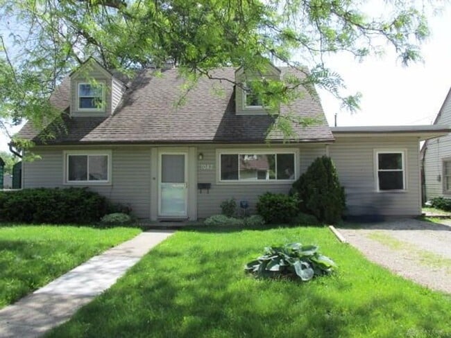 property at 1042 Blakley Dr
