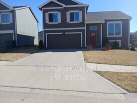 7605 N 92nd Ave in Omaha, NE - Building Photo