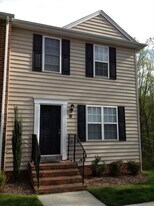 110 Aaron Pl in Lynchburg, VA - Building Photo