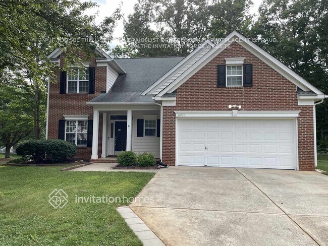 6925 Reedy Creek Rd in Charlotte, NC - Building Photo - Building Photo