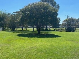 802 Westview Ct in Goldsboro, NC - Building Photo