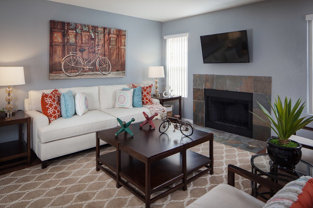 Corona Pointe Resort Riverside, CA Apartments