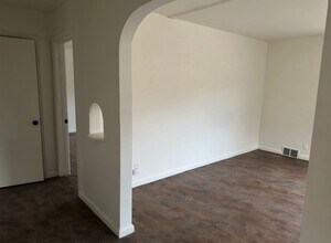 1508 Meadow Ave in East Peoria, IL - Building Photo - Building Photo