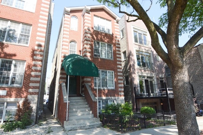 920 N Paulina St, Unit A05W