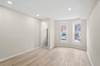 139 N Lakewood Ave in Baltimore, MD - Building Photo - Building Photo