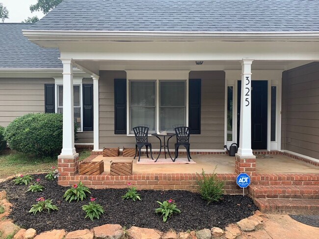 325 Malabar Way in Athens, GA - Building Photo - Building Photo