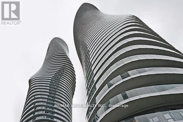 50 Absolute Ave in Mississauga, ON - Building Photo - Building Photo