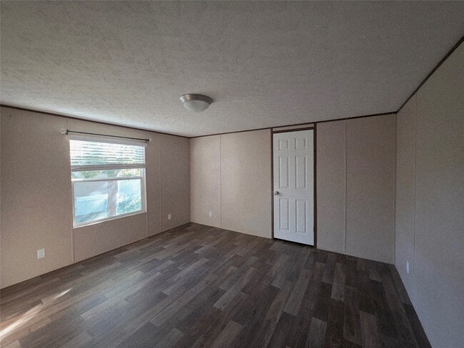 property at 2935 Calder Dr