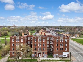 Richton Apartments in Highland Park, MI - Building Photo - Building Photo