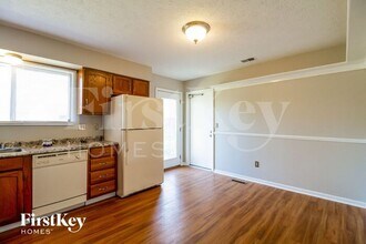 1294 Anthony Ln in Mason, OH - Building Photo - Building Photo