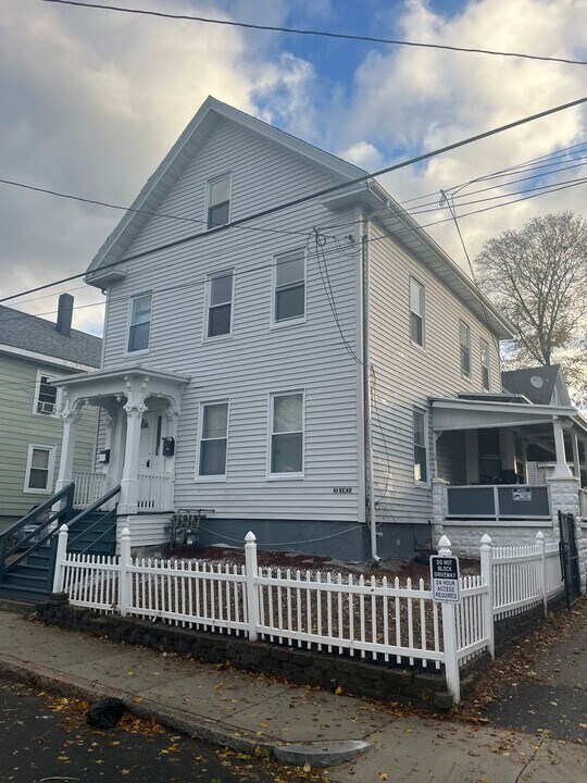 43 Auburn St in Haverhill, MA - Building Photo