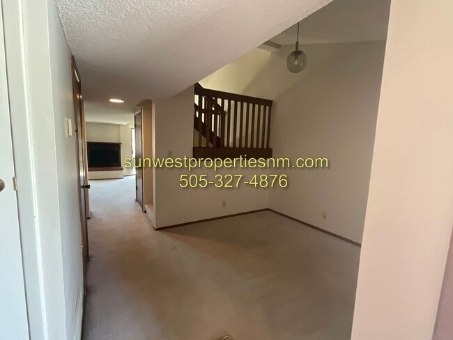 5200 Villa View Dr in Farmington, NM - Building Photo - Building Photo
