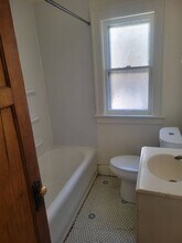 2819 N 49th St in Milwaukee, WI - Building Photo - Building Photo