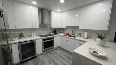 21017 SW 125th Avenue Rd in Miami, FL - Building Photo - Building Photo