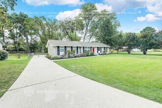 102 Linda Dr in Hendersonville, TN - Foto de edificio - Building Photo