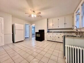 20 Randall Ave-Unit -1 in Weymouth, MA - Building Photo - Building Photo