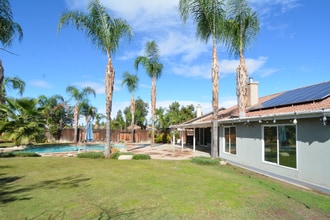 4417 Almond Grove Ln in Bakersfield, CA - Building Photo - Building Photo
