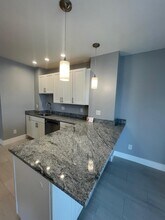 352 Somerville Ave, Unit 3 in Somerville, MA - Foto de edificio - Building Photo