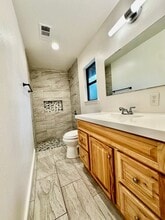 711 C St in Kerrville, TX - Building Photo - Building Photo