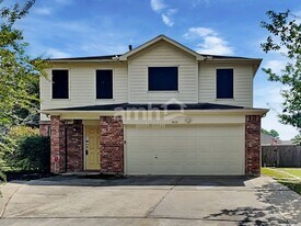 5018 Steel Meadows Ln in Humble, TX - Building Photo