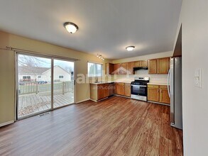 26316 W Cricket Ct in Channahon, IL - Building Photo - Building Photo