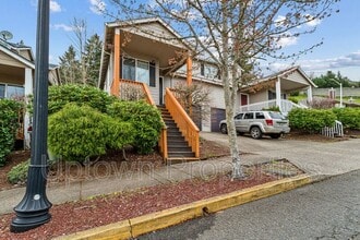 14194 SE Summerfield Loop in Happy Valley, OR - Building Photo - Building Photo