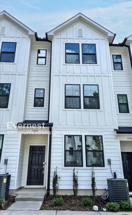1540 Crescent Townes Wy in Raleigh, NC - Building Photo