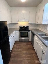 175 17th St NW in Hickory, NC - Foto de edificio - Building Photo