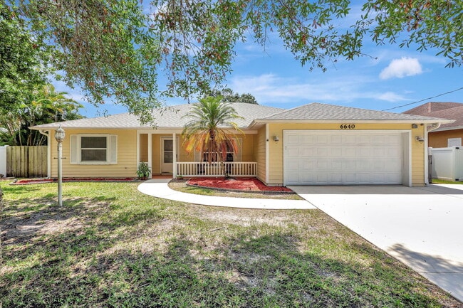 6640 NW Omega Rd in Port St. Lucie, FL - Building Photo - Building Photo