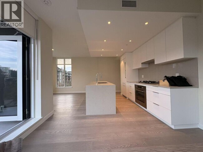 6138 Birney Ave in Vancouver, BC - Building Photo - Building Photo