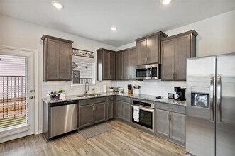 1200 Lamar Dr in Lewisville, TX - Building Photo - Building Photo