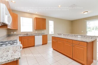 2737 Micah Dr in Trinity, FL - Foto de edificio - Building Photo