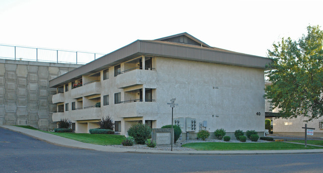 Mayfair Court in Spokane, WA - Building Photo - Building Photo