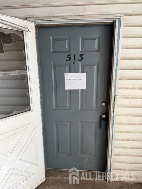 513 Waterford Dr in Edison, NJ - Building Photo - Building Photo