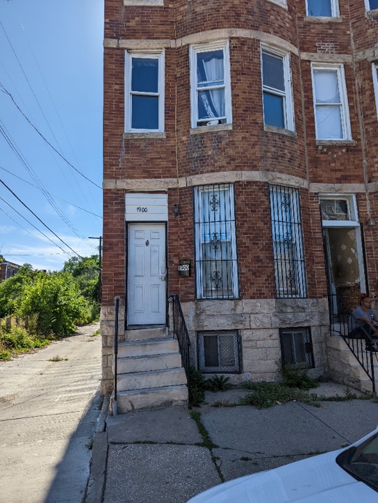 1900 Homewood Ave Photo