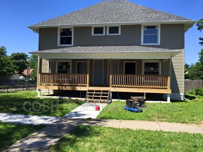 property at 1255 S Main St