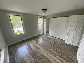 210 Mannion Ave, Unit B in Moorestown, NJ - Building Photo - Building Photo