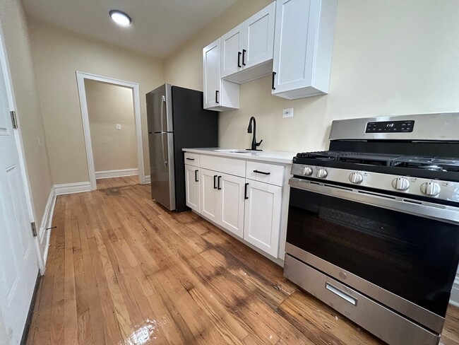 4115 W School St, Unit #3S