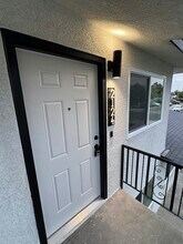 2124 N Glenn Ave in Fresno, CA - Building Photo - Building Photo