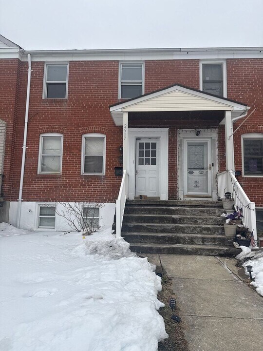 2917 Cornwall Rd in Dundalk, MD - Building Photo