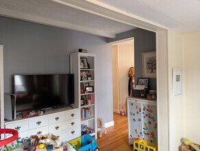 9 Derne St, Unit 1 in Everett, MA - Building Photo - Building Photo