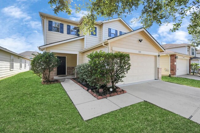 11211 Wild Goose Dr in Tomball, TX - Building Photo - Building Photo